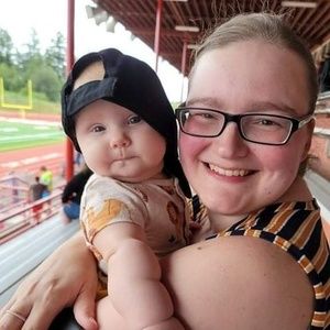 Meet your Posher, Ashley